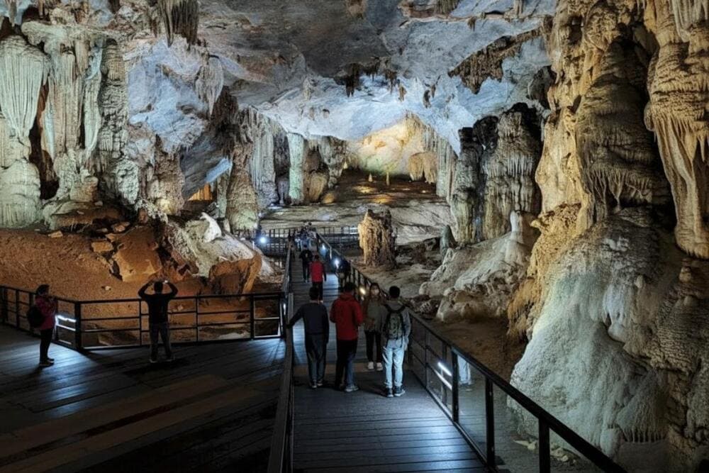 Động Phong Nha được UNESCO c&ocirc;ng nhận hai lần v&agrave;o năm 2003 v&agrave; 2015